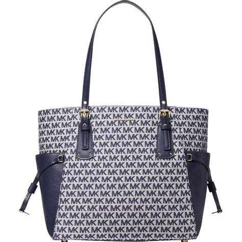 michael kors voyager east west tote bestellen|michael kors voyager signature tote.